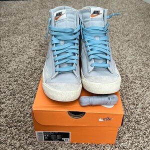 Nike Blazer Mid '77 Vintage Sneakers - Light Blue